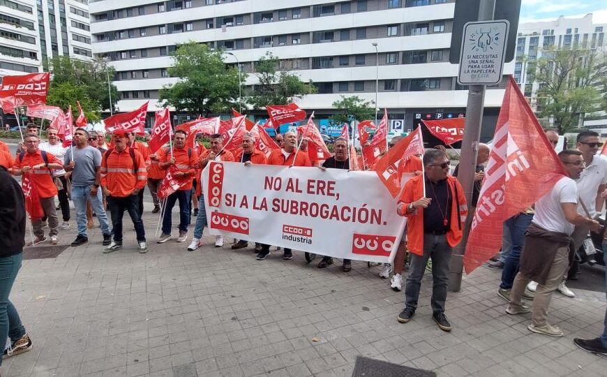 Trabajadores de Eserman Llevan su Protesta a Madrid frente a Repsol para Defender sus Empleos