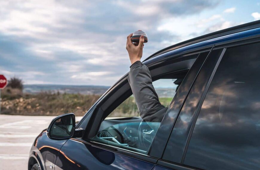 Balizas V16 Conectadas: La Guía Esencial para Conductores Responsables