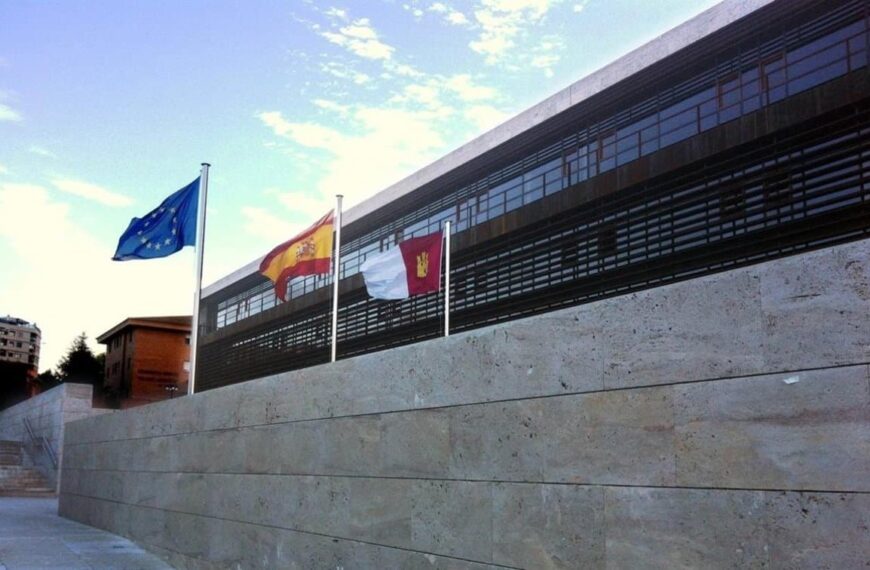 Vídeo: C-LM trabaja de manera «más clara» en garantizar el derecho al aborto con la publicación del registro de objetores