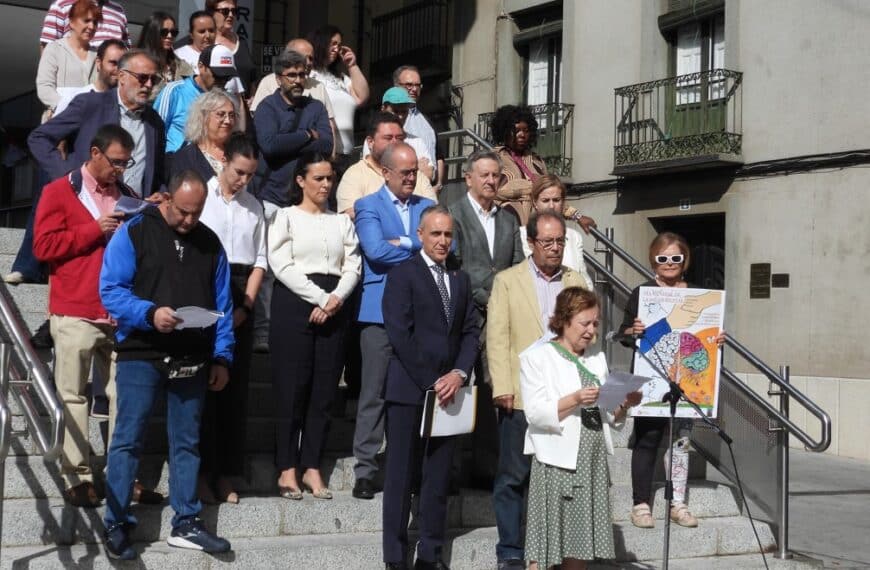 El Alcalde Aboga por la Paridad entre la Salud Mental y la Salud Física en el Enfoque de las Políticas Públicas