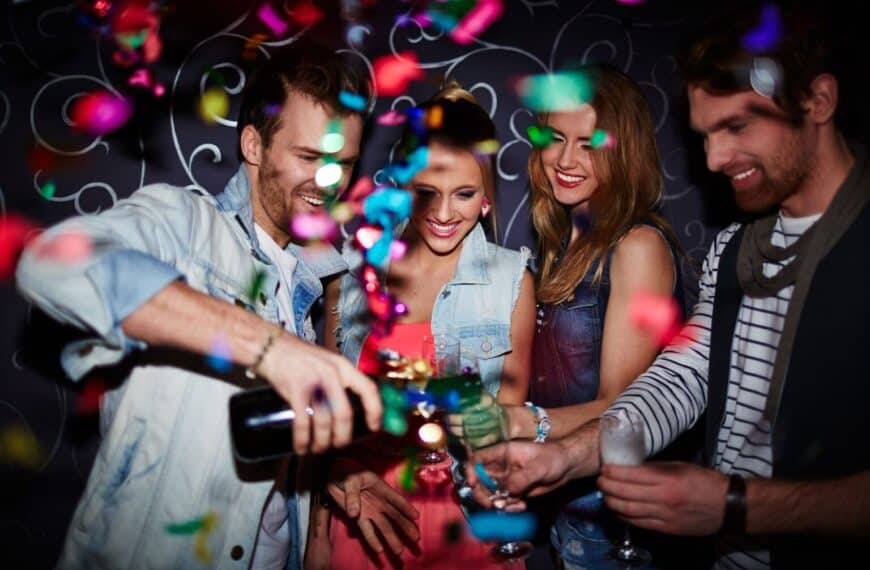 Barcelona Brilla como el Destino Favorito para Despedidas de Soltera con Vibrante Vida Nocturna