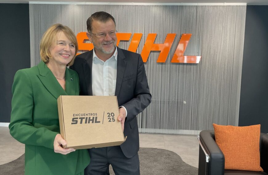 La Primera Dama de Alemania, Elke Büdenbender, Visita las Instalaciones de STIHL en España