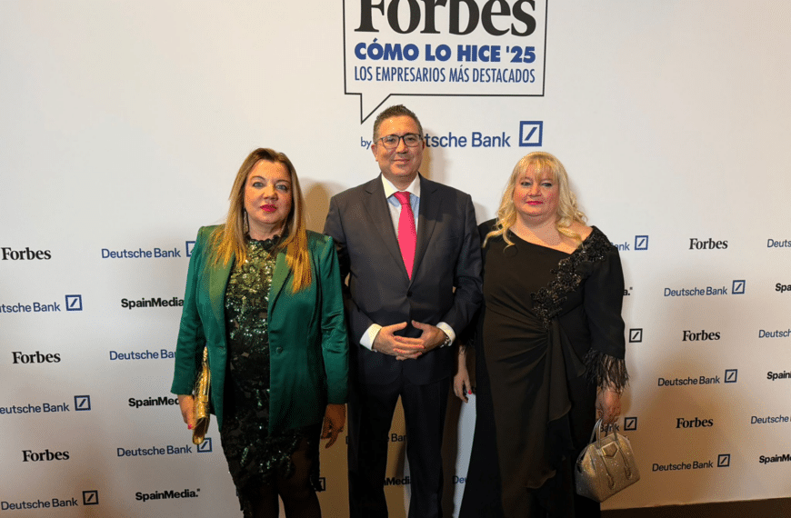 Denia y Vanesa Martínez: Líderes Visionarias de Carinsa en el Top de Forbes 2025
