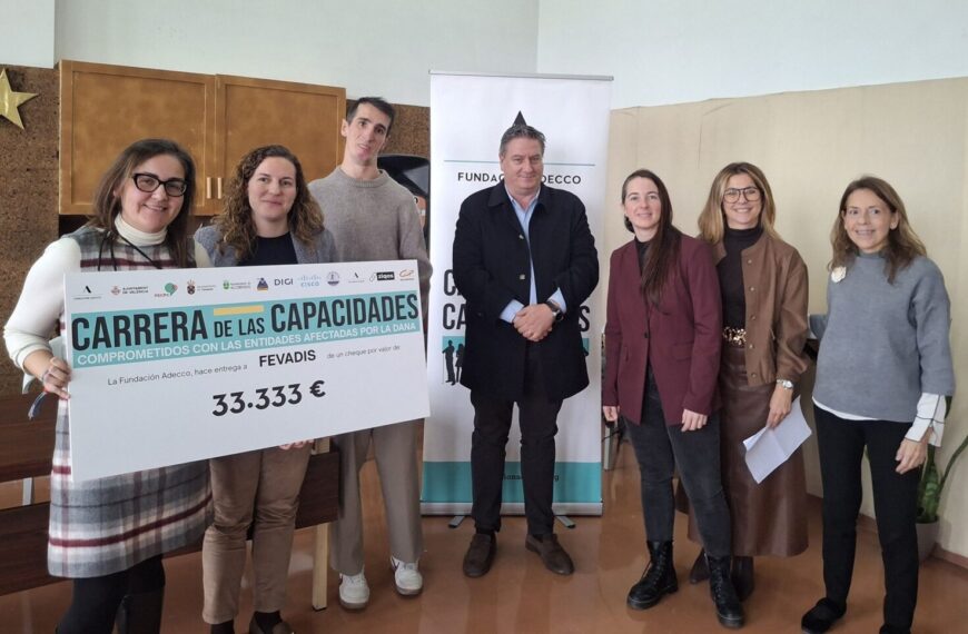 Álex Roca Dona 100.000 Euros Recaudados en la Carrera de las Capacidades a Entidades Dañadas por la DANA