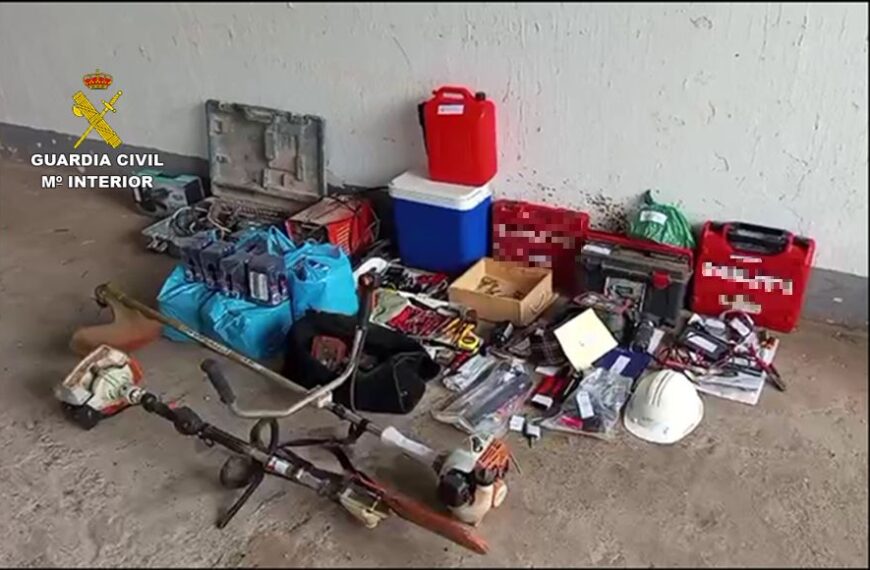 La Guardia Civil detiene a un grupo criminal dedicado al robo de herramientas en el interior de vehículos