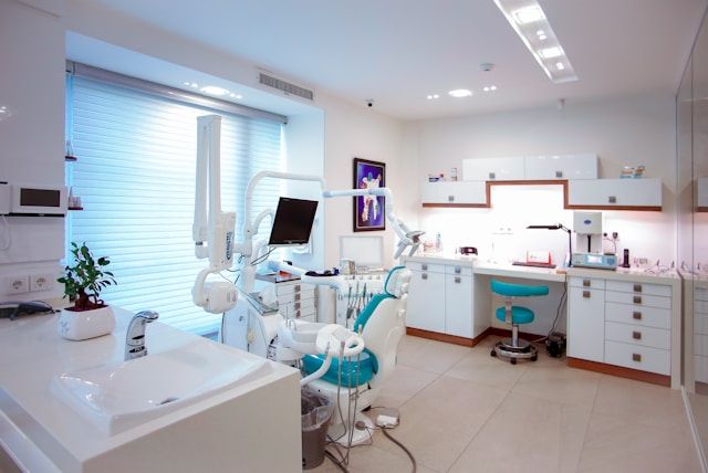Clínica Dental Asian: Innovación Odontológica Avanzada en el Centro de Sevilla