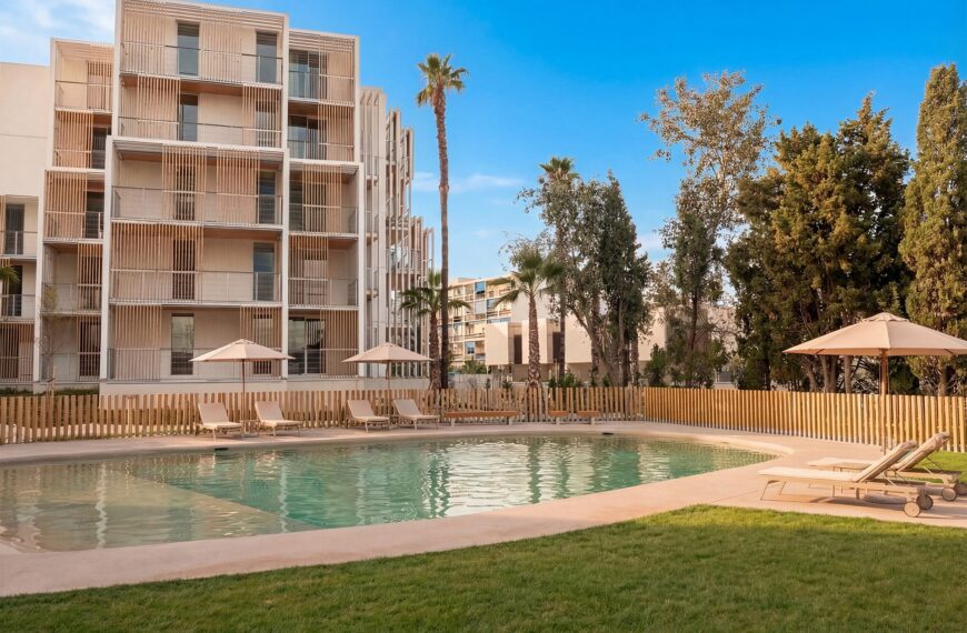 Inauguración de Kora Olea en Málaga: El Mayor Hotel de Madera con 180 Apartamentos Flex Living