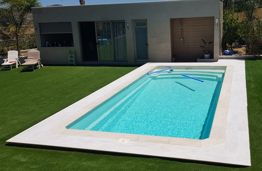 Innovación en Hidráulica: Poliéster Casariche y sus Piscinas de Alta Resistencia