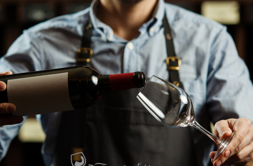 Tomás Elías González Benítez: Innovaciones y Tendencias del Vino Moderno hacia 2026