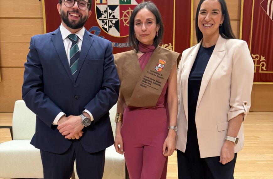 La ETSII de Ciudad Real celebra la graduación de una nueva promoción de ingenieros