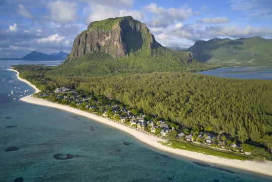St. Regis Le Morne Resort de Mauricio Revela su Nueva Alianza de Spa con La Prairie