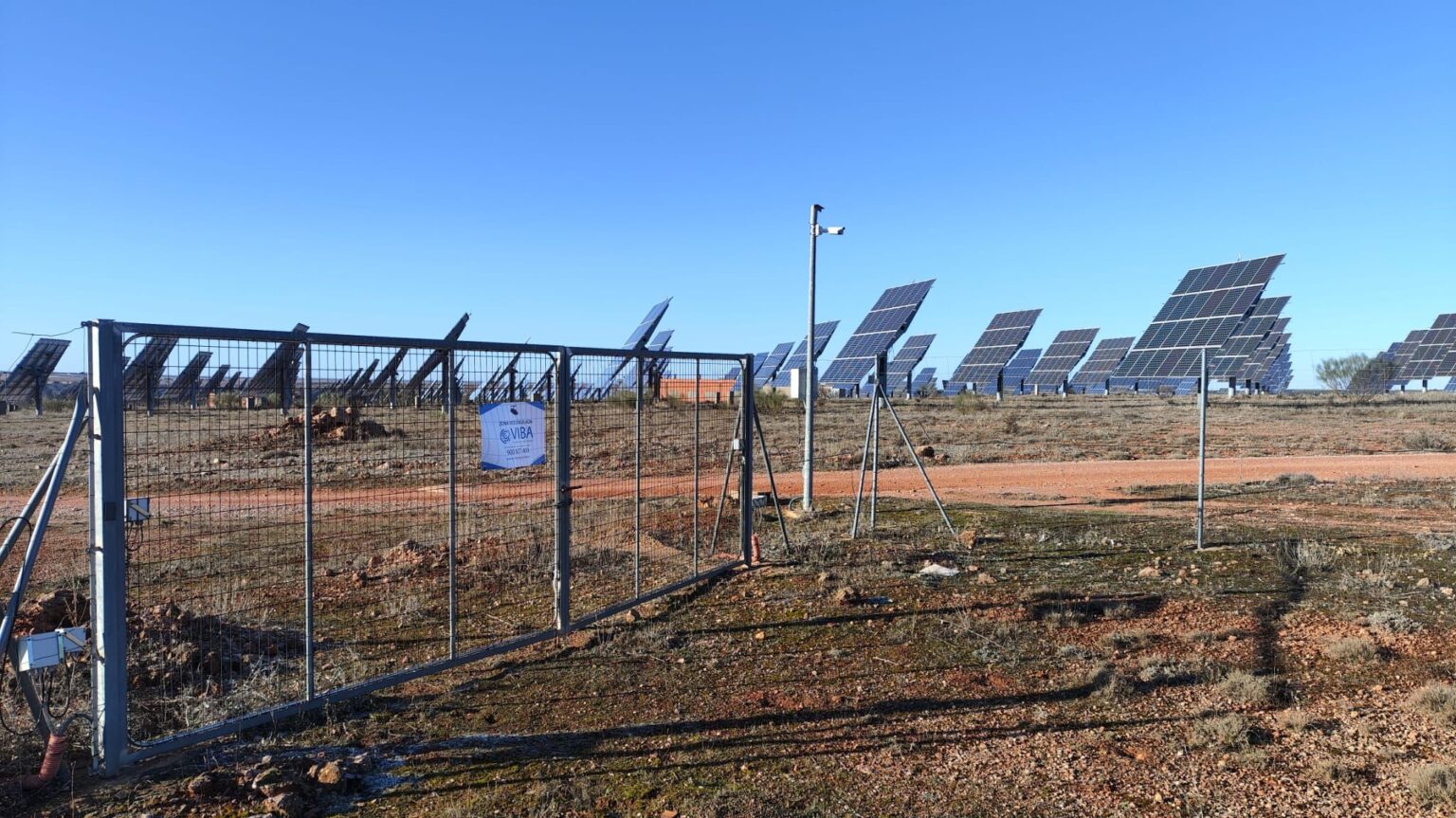 El cobre de las plantas solares en España: objetivo de las bandas organizadas