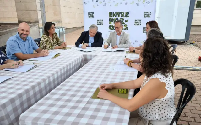 El alcalde de Ciudad Real y el presidente de Entreparques firman el convenio de colaboración