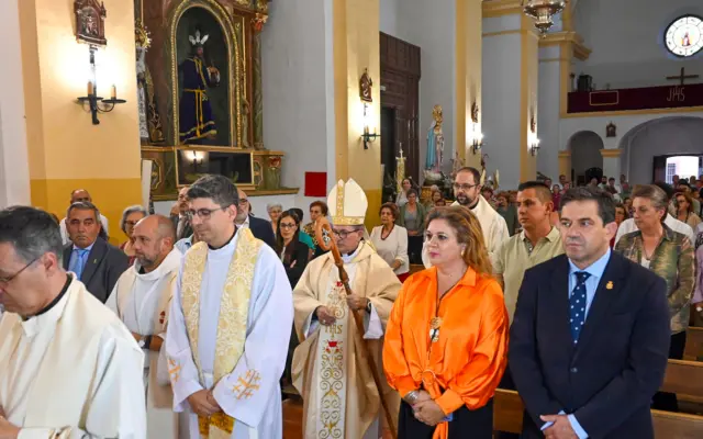Retablo restaurado de Nuestro Padre Jesús Nazareno, la Virgen de los Dolores y el Santo Sepulcro en la parroquia de San Benito Abad de Agudo