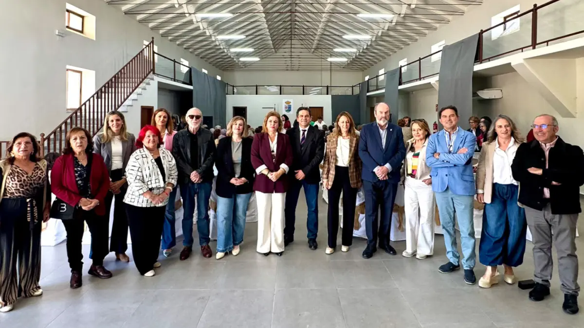 Autoridades en el Encuentro de Mujeres en Igualdad celebrado en Agudo