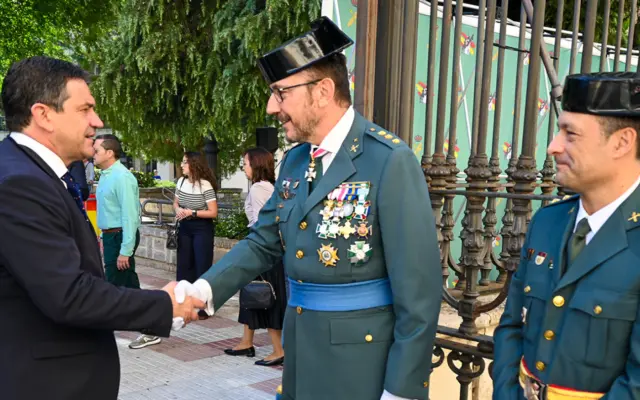 Autoridades durante el acto institucional de la Fiesta Nacional y la patrona de la Guardia Civil en Ciudad Real