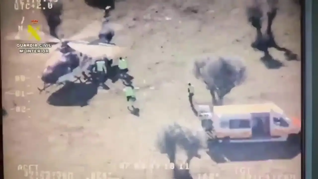 Evacuación en helicóptero de un herido del accidente de Urda